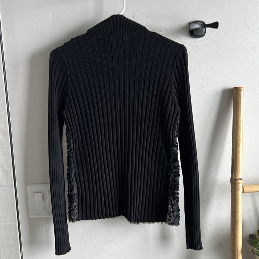 Absolutely stunning faux fur zippered sweater by belldini. - Picture 6 of 12